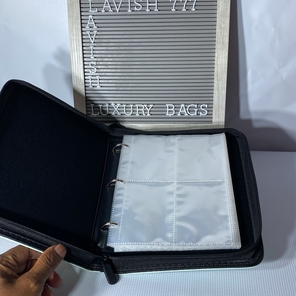 Football card holder - Picture 3 of 5